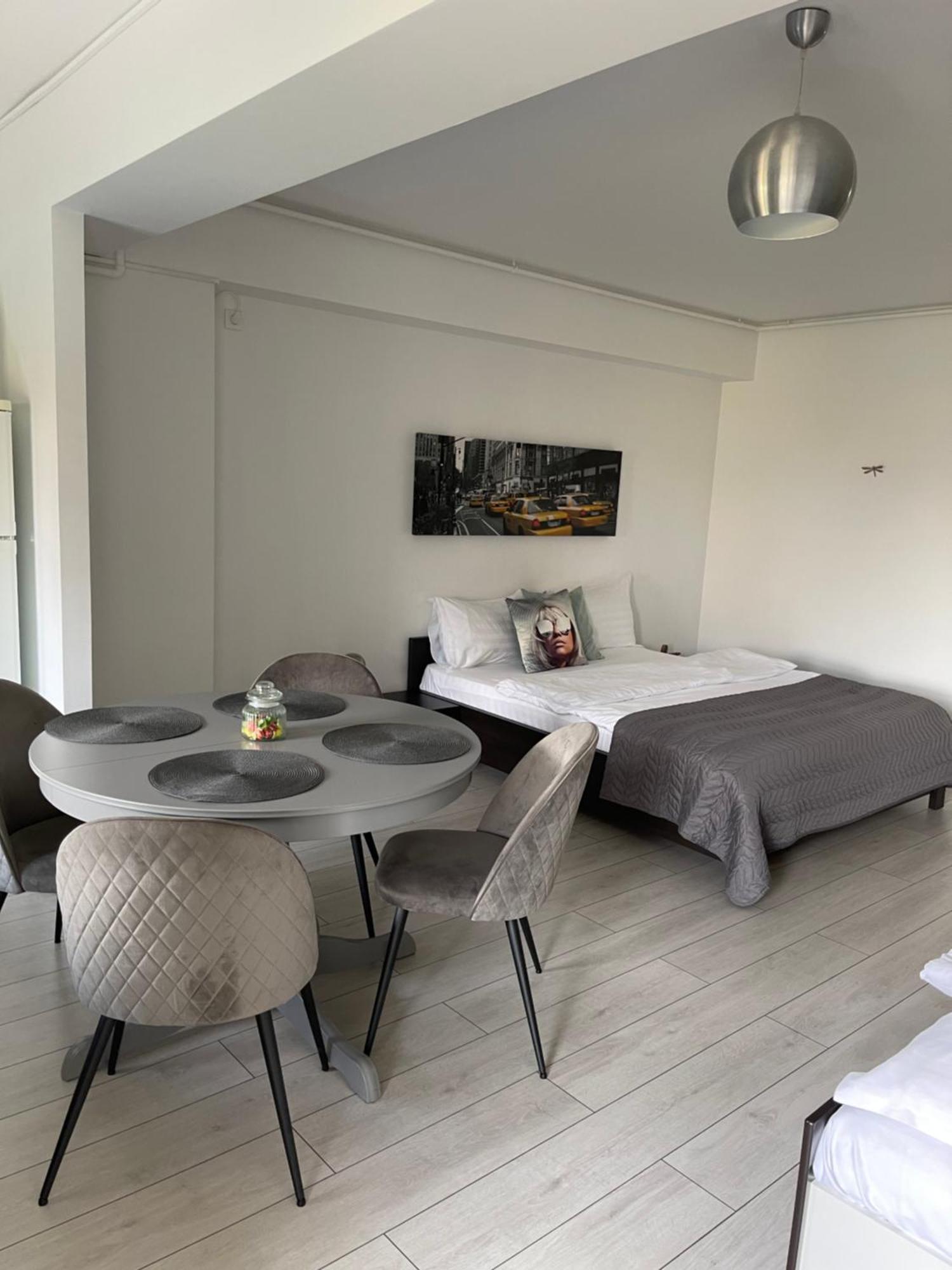Welcome To Bucharest Airport Residences & Therme-Self Check-In Otopeni Kültér fotó