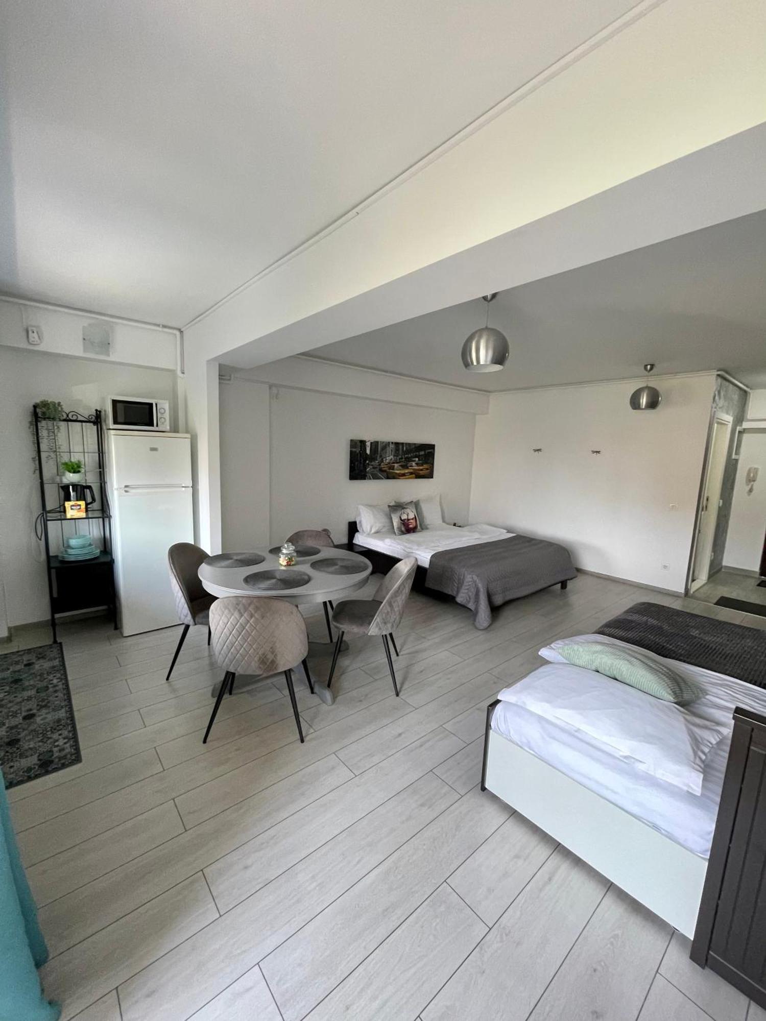 Welcome To Bucharest Airport Residences & Therme-Self Check-In Otopeni Kültér fotó